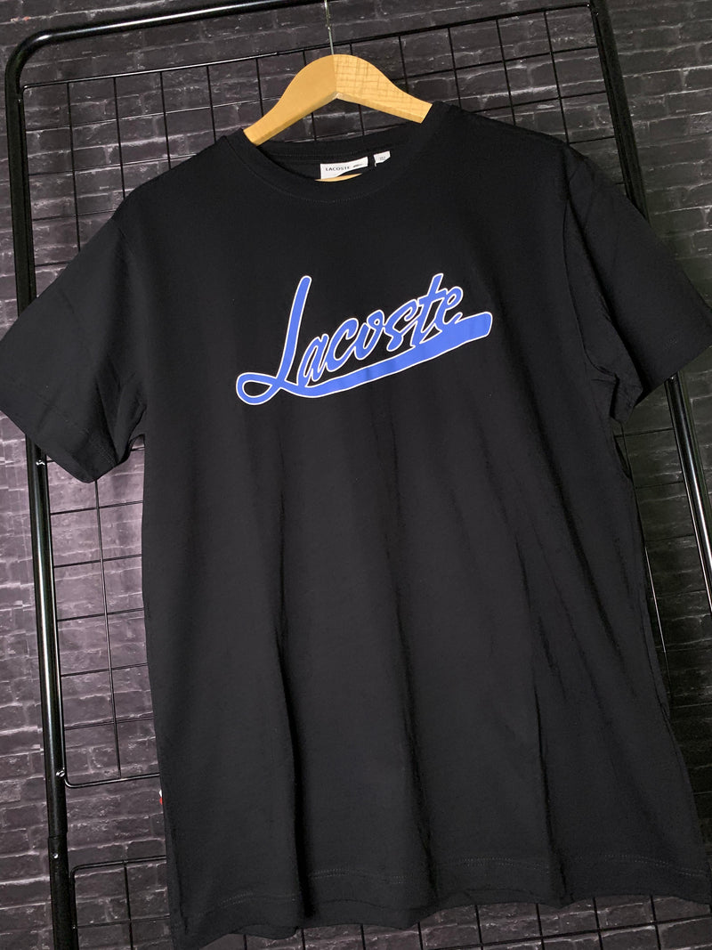 Camiseta Lacoste Escrita Emborrachado - Preto