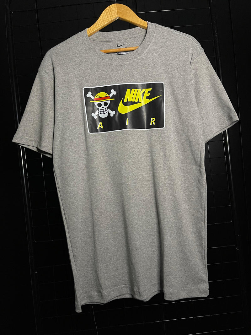 CAMISETA NIKE X ONE PIECE IMPORTADA - CINZA