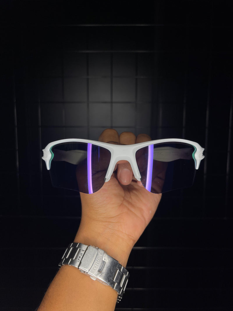 ÓCULOS OAKLEY FLAK 2.0 (LENTE VIOLET)