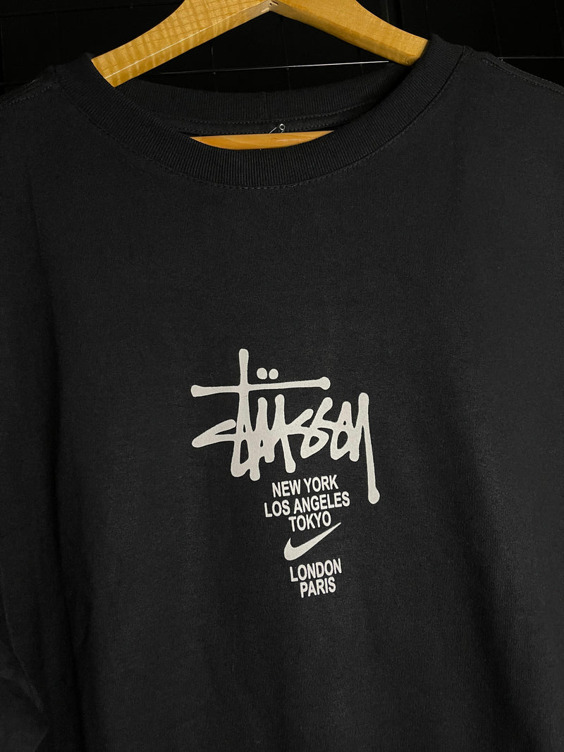 CAMISA OVERSIZED NIKE X STUSSY - PRETO