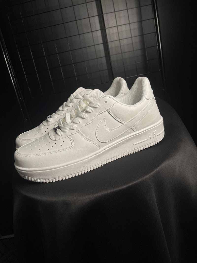 TÊNIS NIKE AIR 'FORCE' 01' - BRANCO