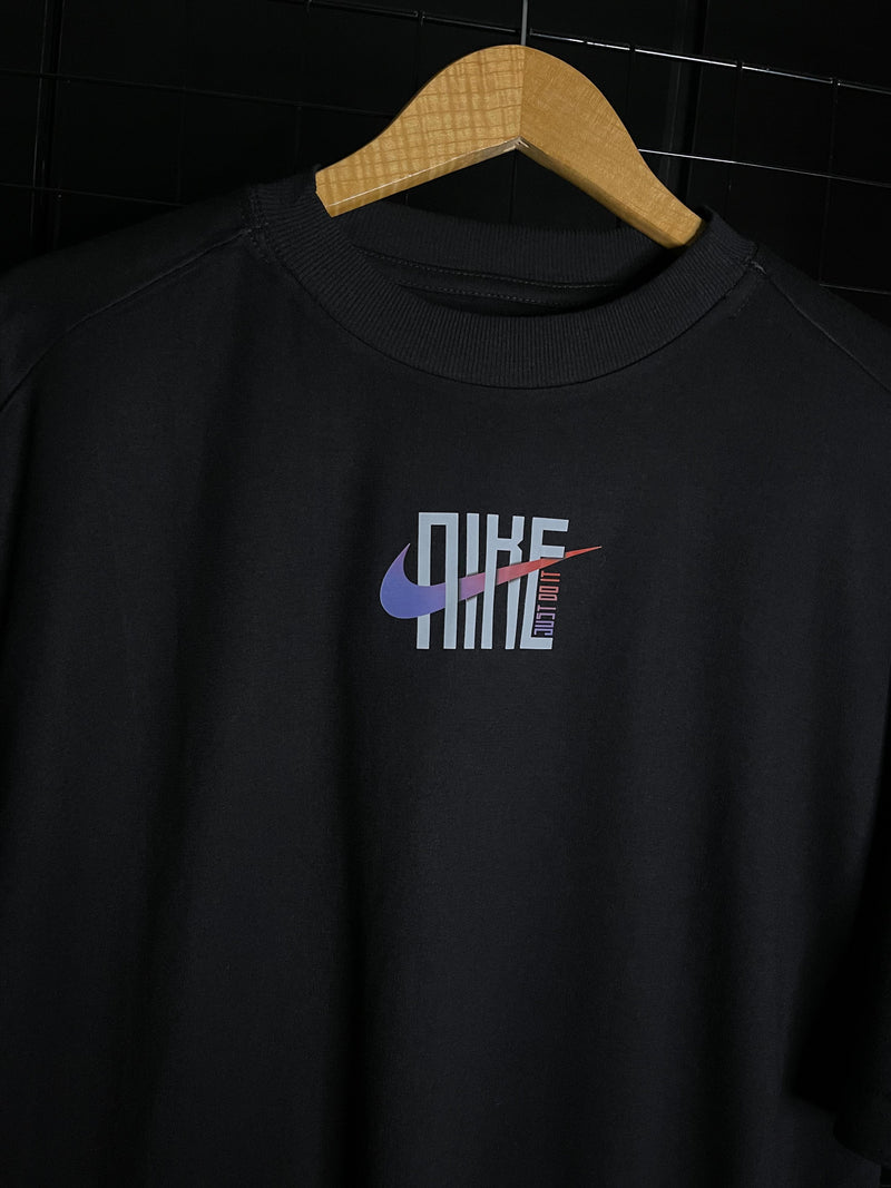 CAMISETA OVERSIZED NIKE - PRETO