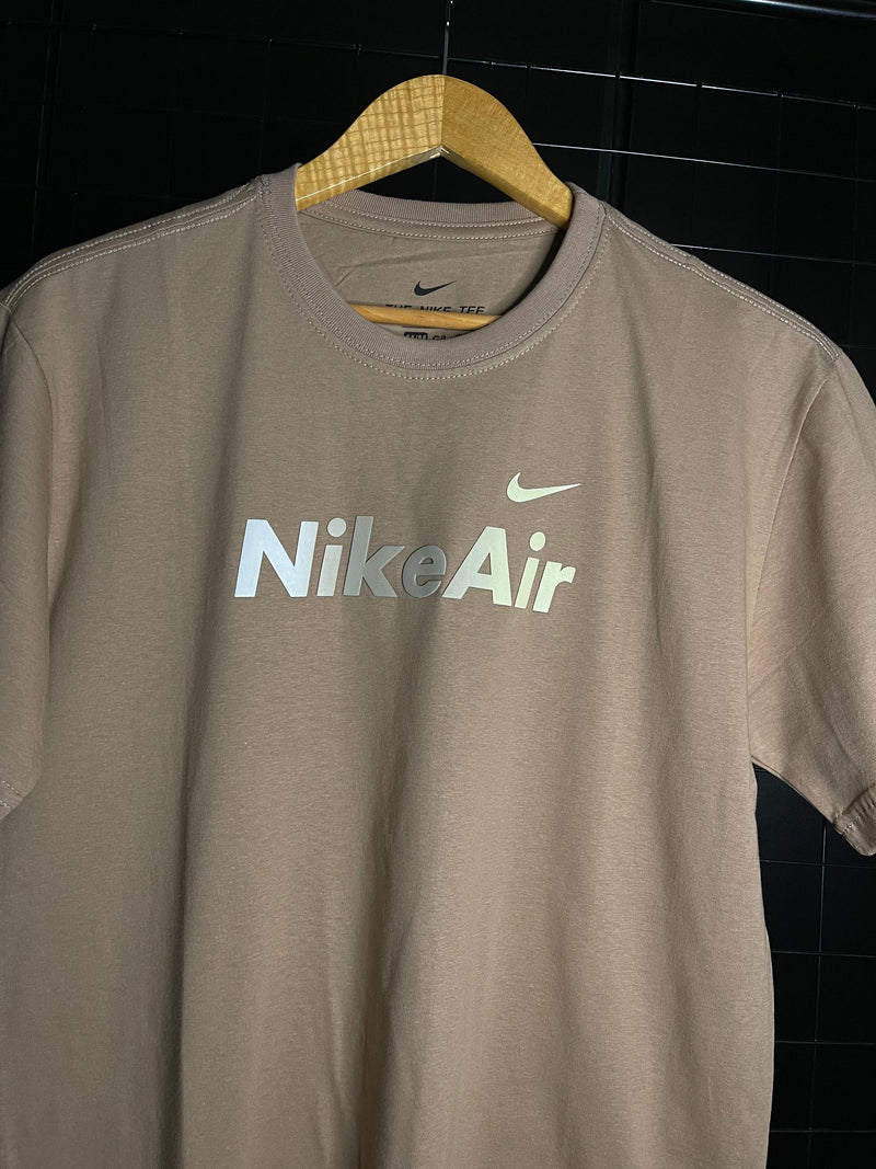 CAMISETA NIKE 'AIR'  EMBORRACHADO - BEGE