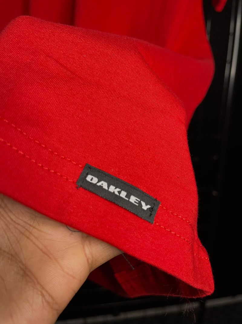 CAMISETA OAKLEY 'BASIC' - VERMELHO