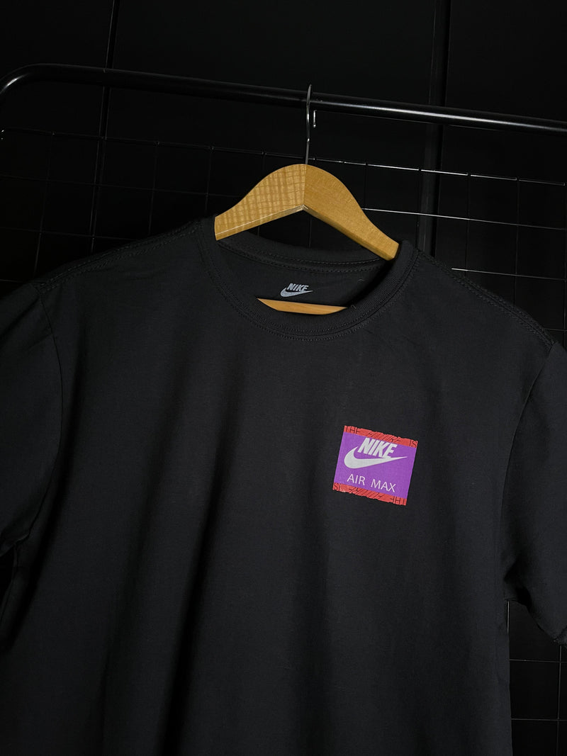 CAMISETA NIKE AIR 'TN' - PRETO