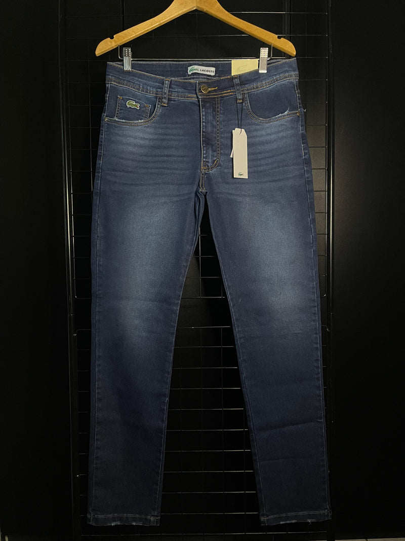 CALÇA JEANS LACOSTE BORDADO