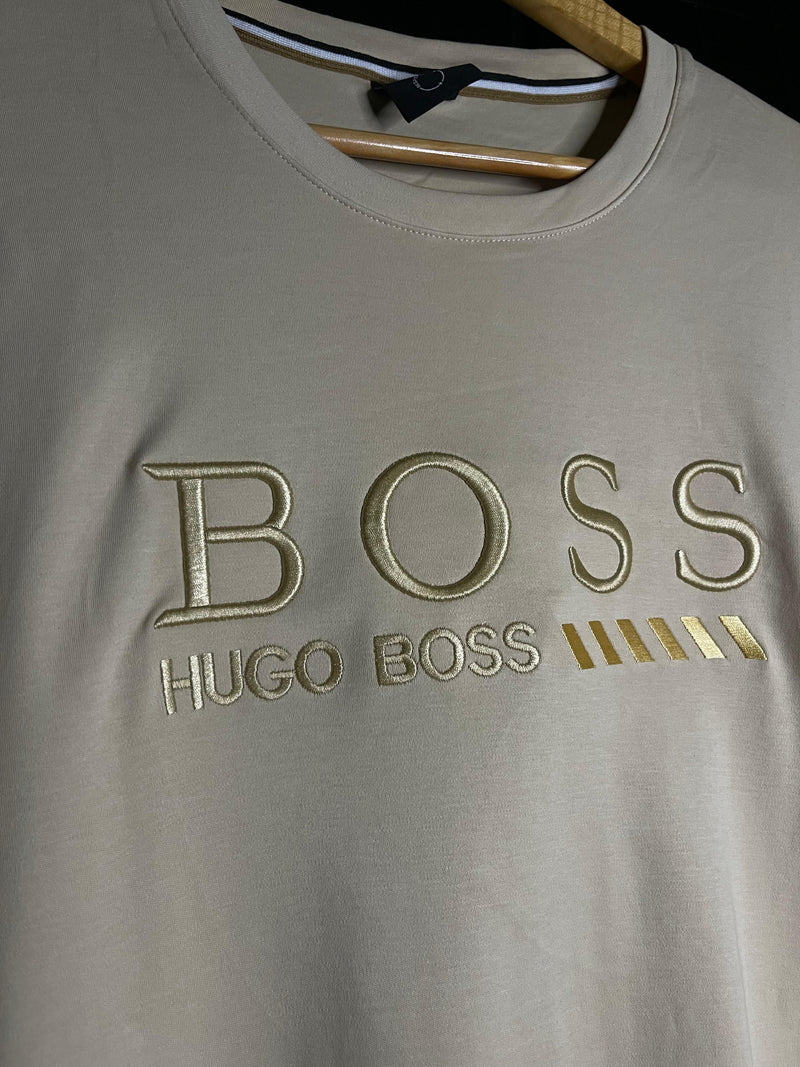 CAMISA HUGO BOSS LOGO BORDADO - OFF-WHITE