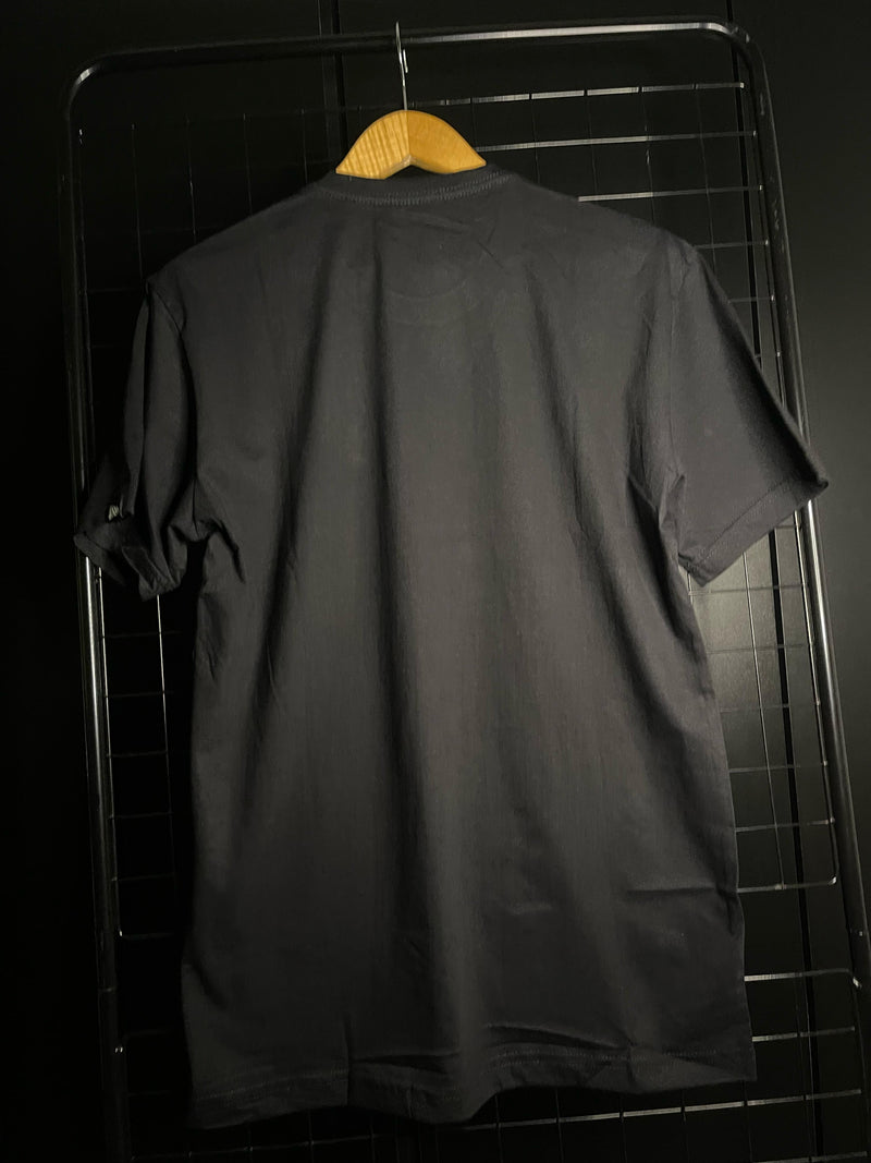 CAMISETA NEW ERA LOGO CENTRAL - PRETO