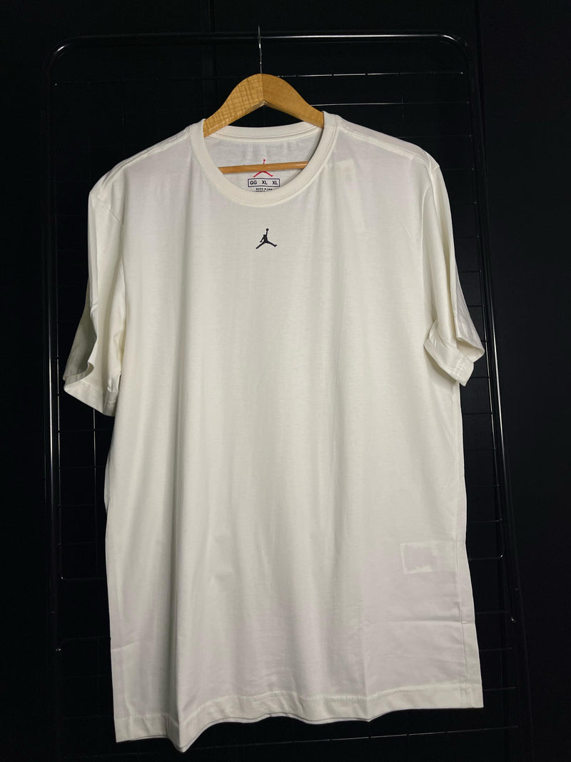 CAMISETA JORDAN BASIC - OFFWHITE